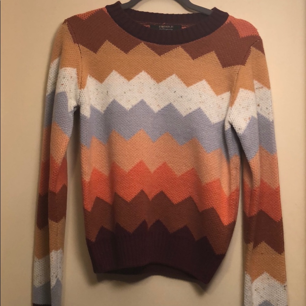 CONTEMPORARY SWEATER